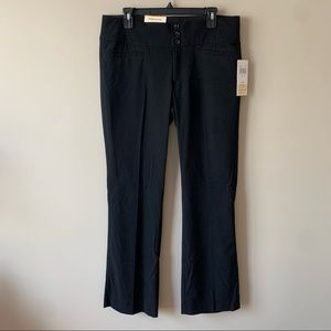 ✨NWT✨ Hollywould (Kohls) black dress pants with modern fit and details. Size 13.